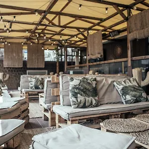 https://kabul-party-hostel-barcelona.topbarcelonahotels.com